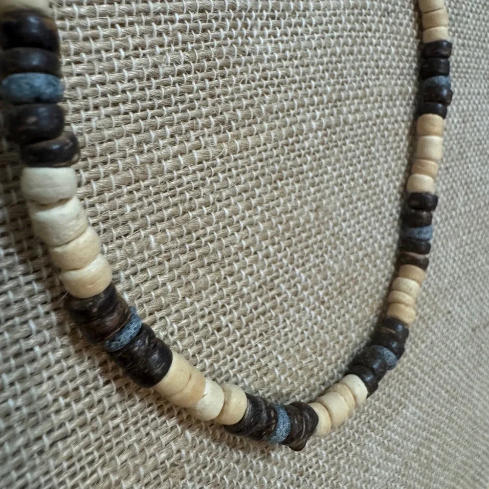 N/A vintage artisan